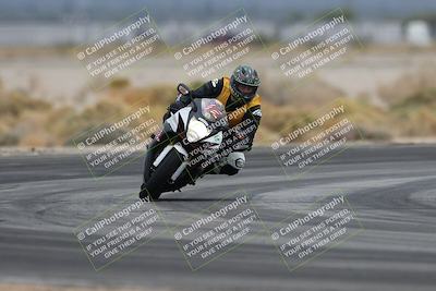 media/Nov-15-2025-Race Pace (Sat) [[8de605a2d8]]/Non Verified Riders (1st 20 Minutes)/Turn 4 (1010am)/